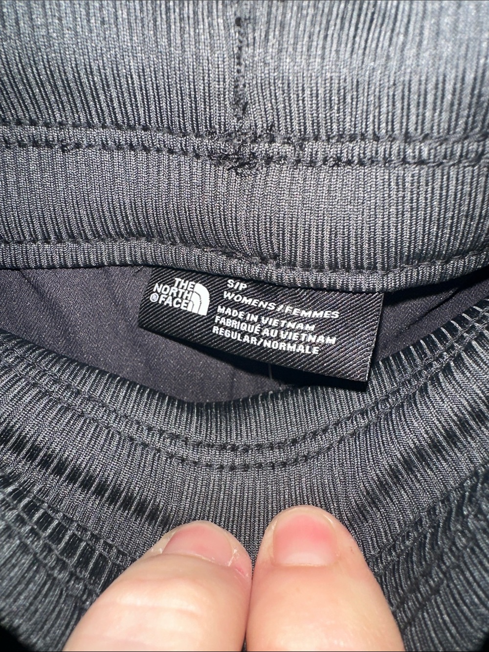 The North Face Aphrodite Motion Capri Pants Women’s S NWT. Asphalt Grey - Picture 2 of 8